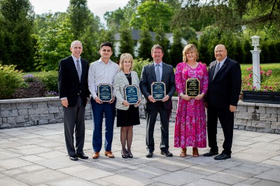 photo of Ohio Valley Bank employees who received the 2024 award of excellence